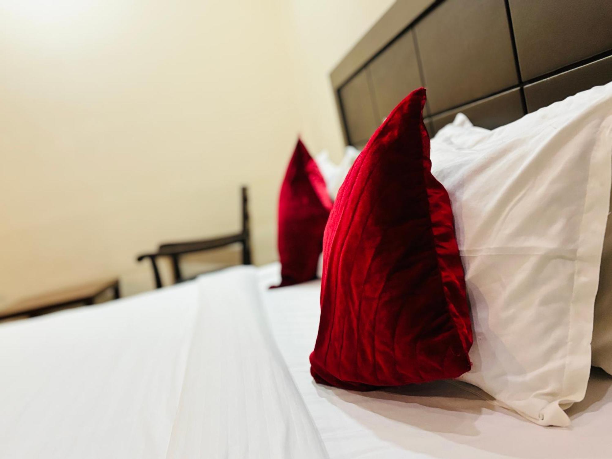 Hotel Hc Grand 뉴델리 외부 사진
